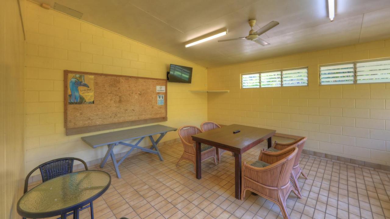 Flying Fish Point Tourist Park Innisfail Exterior foto