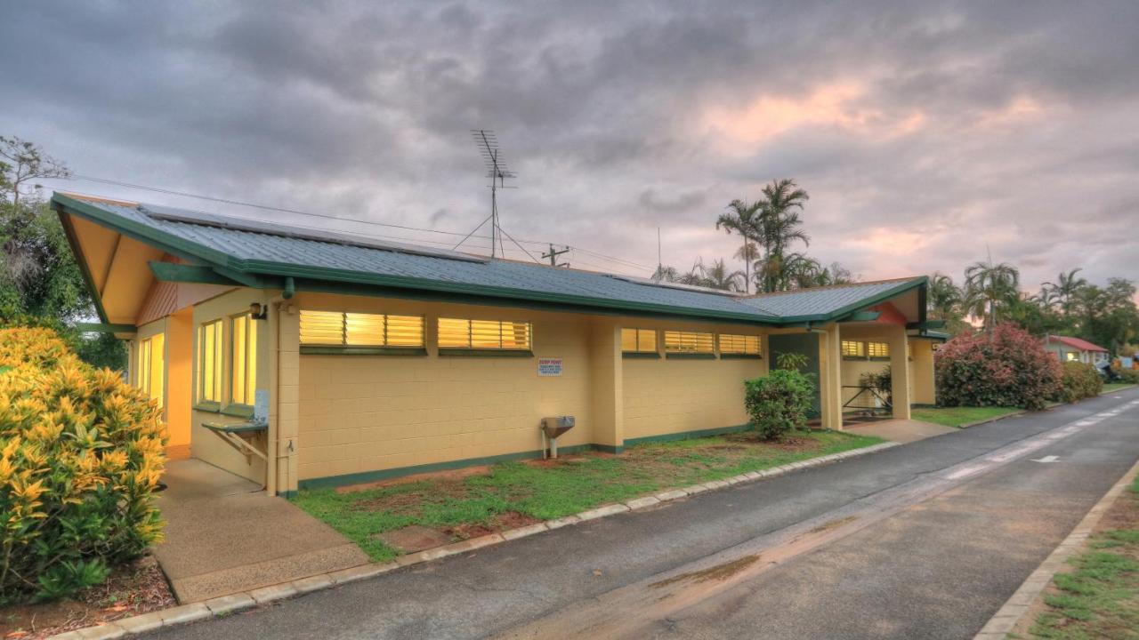 Flying Fish Point Tourist Park Innisfail Exterior foto
